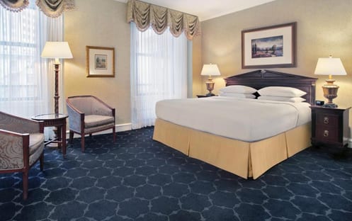 1 King Bed Deluxe Room